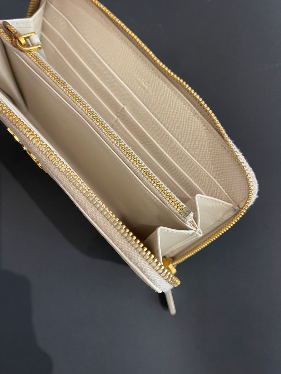 Saffiano Cream Wallet — view 3