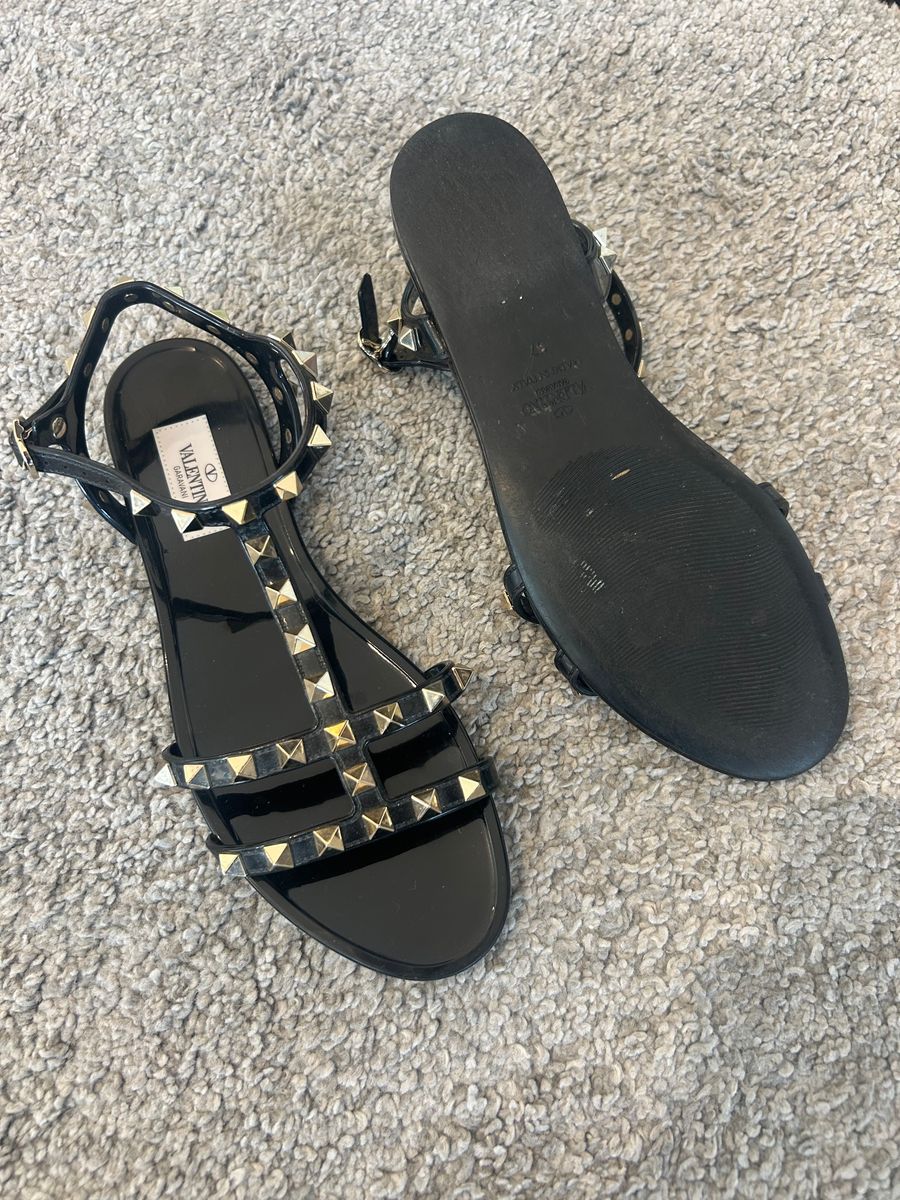 Garavani Rockstud Flat Rubber Sandals — view 2